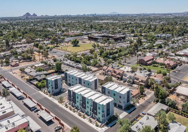39th image of 2601 E Clarendon Ave #13, Phoenix, AZ 85016 | MLS# 7048000