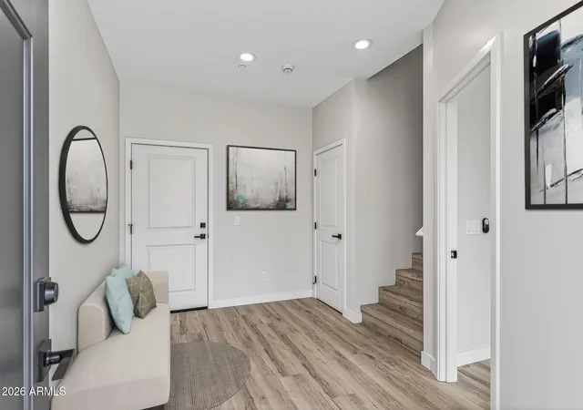 4th image of 2601 E Clarendon Ave #13, Phoenix, AZ 85016 | MLS# 7048000