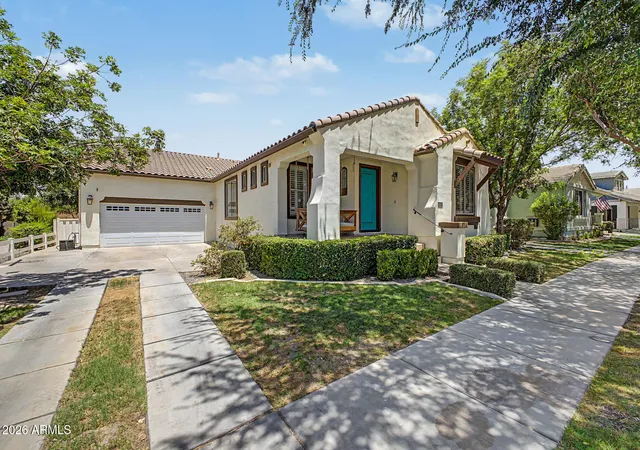 Photo 4 of Single family home for sale at 2850 E Camellia Dr, Gilbert, AZ 85296 | MLS# 7054269 | Listing updated on 2026-09-06