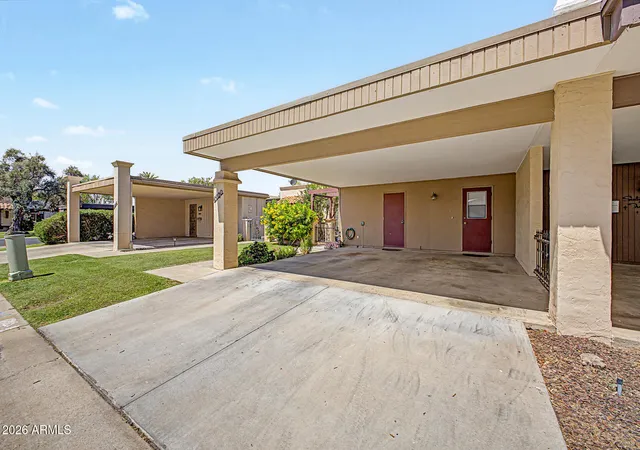 Photo 3 of Townhouse for sale at 6020 N 10th Avenue, Phoenix, AZ 85013 | MLS# 7046252 | Listing updated on 2026-09-21