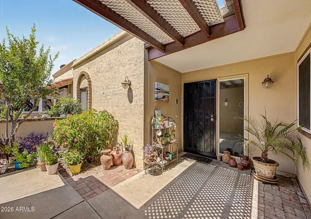 Photo 3 of Townhouse for sale at 6020 N 10th Avenue, Phoenix, AZ 85013 | MLS# 7046252 | Listing updated on 2026-09-21
