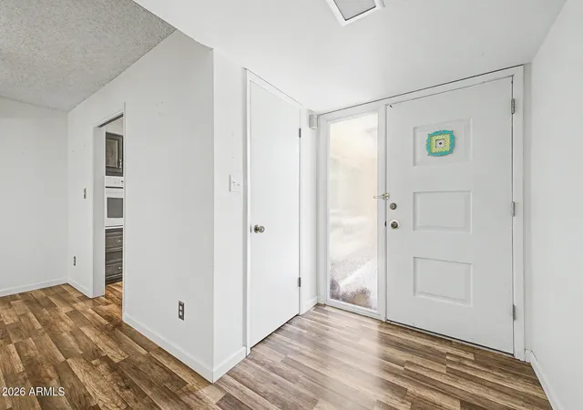 Photo 4 of Townhouse for sale at 6020 N 10th Avenue, Phoenix, AZ 85013 | MLS# 7046252 | Listing updated on 2026-09-21