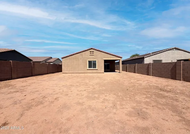 Photo 4 of Single family home for sale at 19539 N Rose Ct, Maricopa, AZ 85138 | MLS# 7046234 | Listing updated on 2026-09-14