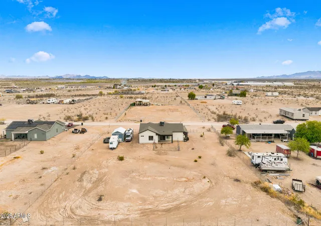 3rd image of 33201 W Siesta Wy, Tonopah, AZ 85354 | MLS# 7047586