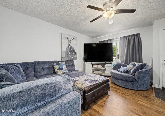 4th image of 10120 N 96Th Dr #B, Peoria, AZ 85345 | MLS# 7047897