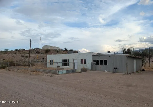 Photo 2 of Single family home for sale at 5285 W Layton Rd, Thatcher, AZ 85552 | MLS# 7054681 | Listing updated on 2026-08-11