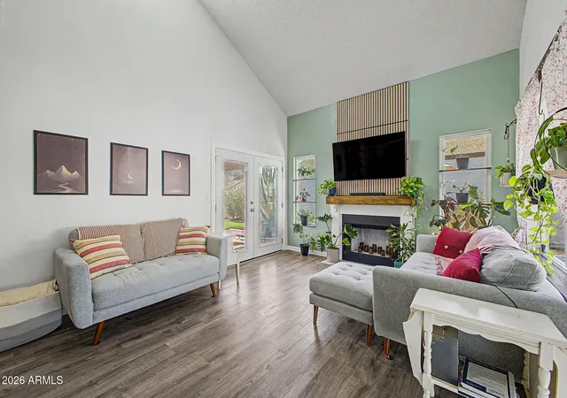 Photo 1 of Single family home for sale at 18806 N 44th Drive, Glendale, AZ 85308 | MLS# 7047184 | Listing updated on 2026-10-05