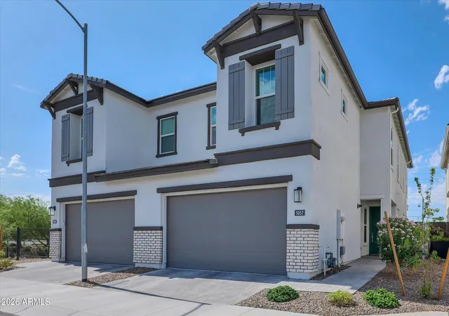 Townhouse for sale at 5057 E Woodridge Dr, Scottsdale, AZ 85254 | MLS# 7046267