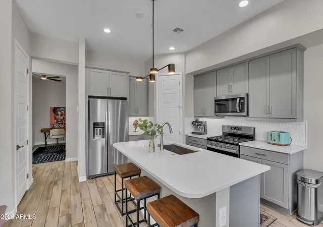 Photo 4 of Townhouse for sale at 5057 E Woodridge Dr, Scottsdale, AZ 85254 | MLS# 7046267 | Listing updated on 2026-08-11