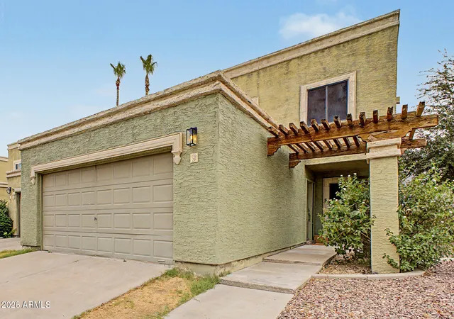 Photo 3 of Townhouse for sale at 815 E Grovers Ave #28, Phoenix, AZ 85022 | MLS# 7047044 | Listing updated on 2026-07-31