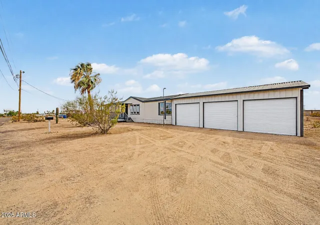 3rd image of 1480 S Chaparral Rd, Apache Junction, AZ 85119 | MLS# 7046590
