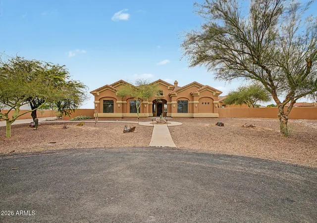 4th image of 19516 W Corto Ln, Buckeye, AZ 85326 | MLS# 7047536