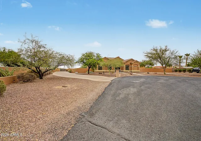 5th image of 19516 W Corto Ln, Buckeye, AZ 85326 | MLS# 7047536