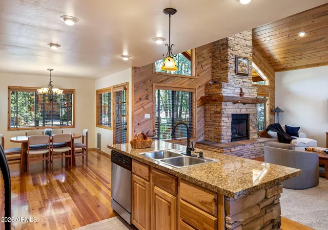 Photo 2 of Single family home for sale at 5027 Winter Hawk Ct, Lakeside, AZ 85929 | MLS# 7046358 | Listing updated on 2026-08-11