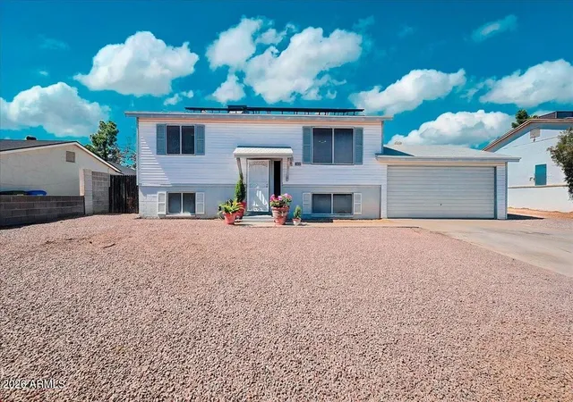 Photo 1 of Sale Pending at 3808 W Bloomfield Rd, Phoenix, AZ 85029 | MLS# 7046808 | Listing updated on 2026-09-05