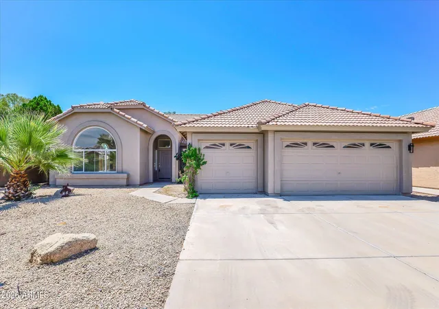 Photo 1 of Single family home for sale at 7757 W Rue De Lamour, Peoria, AZ 85381 | MLS# 7048031 | Listing updated on 2026-09-04
