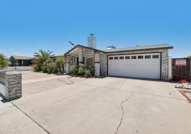 Photo 3 of Single family home for sale at 3829 W Thunderbird Rd, Phoenix, AZ 85053 | MLS# 7046540 | Listing updated on 2026-08-22