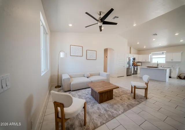 Homes for sale in Tonopah, AZ | 4410 S 344Th Dr, Tonopah, AZ 85354 | MLS# 7047587