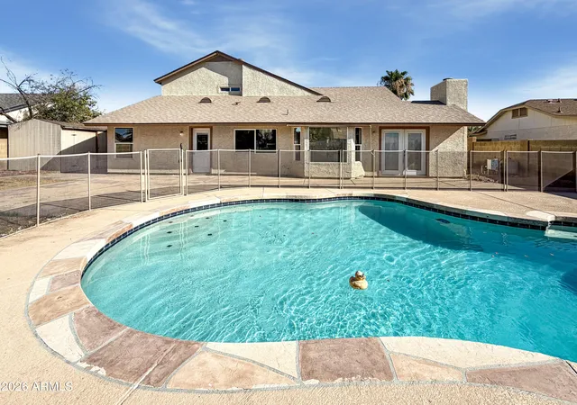 Photo 4 of Sale Pending at 6115 W Port Au Prince Ln, Glendale, AZ 85306 | MLS# 7046530 | Listing updated on 2026-09-16