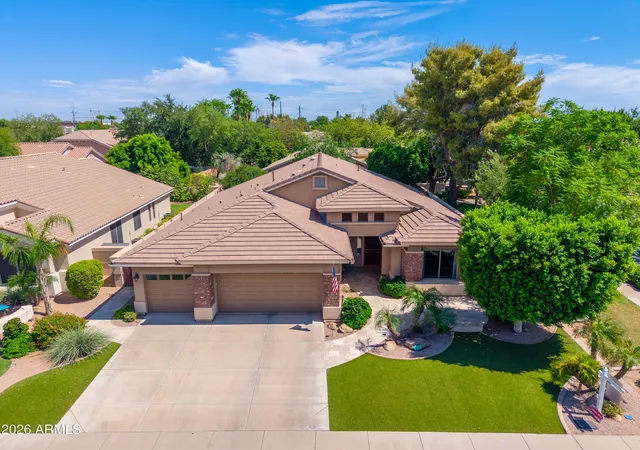 Homes for sale in Tempe, AZ | 218 W Vinedo Ln, Tempe, AZ 85284 | MLS# 7047437