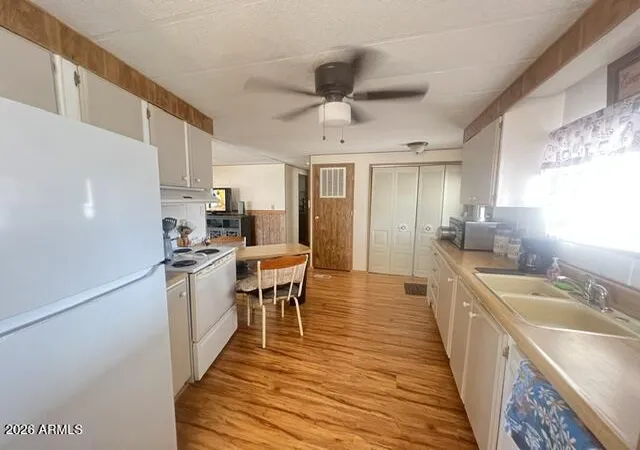 Photo 3 of Manufactured home for sale at 8421 E Main St #132, Mesa, AZ 85207 | MLS# 7046660 | Listing updated on 2026-08-11