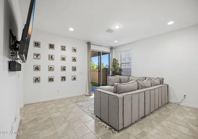 Photo 4 of Single family home for sale at 4282 E Appaloosa Rd, Gilbert, AZ 85296 | MLS# 7046651 | Listing updated on 2026-08-27
