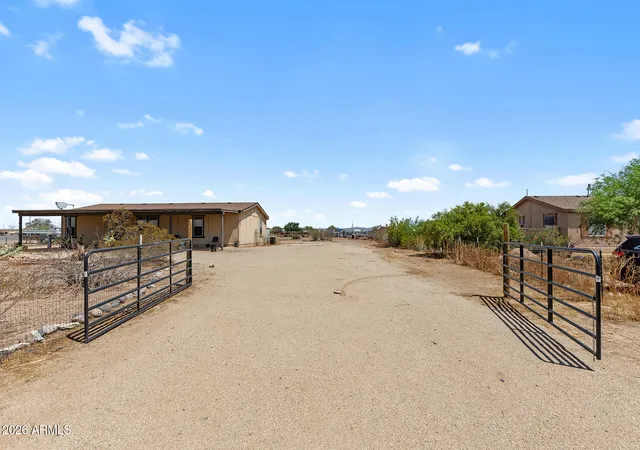Homes for sale in Wittmann, AZ | 31116 N 231st Ave, Wittmann, AZ 85361 | MLS# 7048756