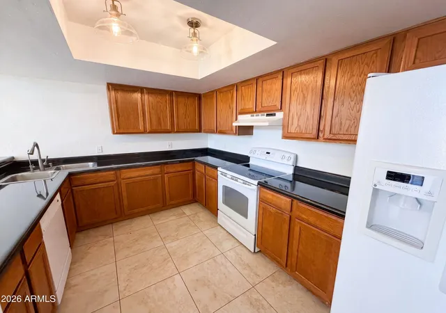 Homes for sale in Chandler, AZ | 1111 W Summit Pl #28, Chandler, AZ 85224 | MLS# 7046706