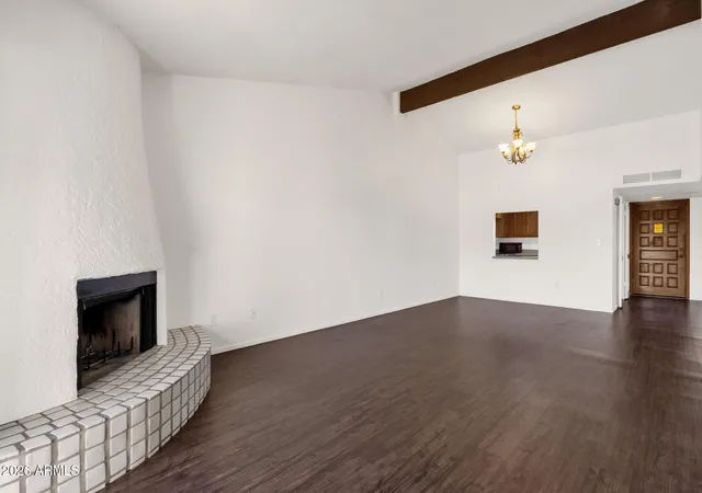 Photo 3 of Townhouse for sale at 8344 N 21st Drive #I204, Phoenix, AZ 85021 | MLS# 7047555 | Listing updated on 2026-08-27