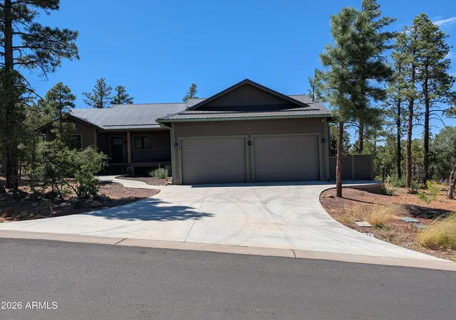 Photo 1 of Single family home for sale at 1630 S Twin Peak Trl, Show Low, AZ 85901 | MLS# 7046982 | Listing updated on 2026-09-07