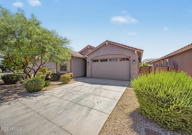 Photo 3 of Single family home for sale at 3737 S 64th Lane, Phoenix, AZ 85043 | MLS# 7047383 | Listing updated on 2026-09-09