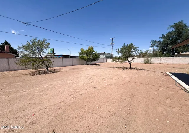 21st image of 109 Encanto Dr, Holbrook, AZ 86025 | MLS# 7046865