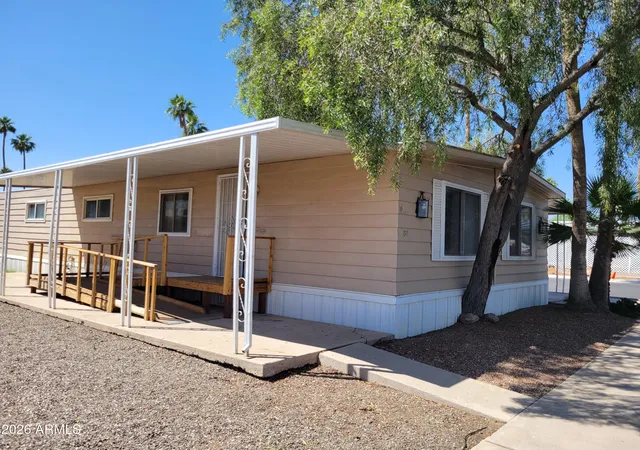 Homes for sale in Glendale, AZ | 8401 N 67Th Ave #156, Glendale, AZ 85302 | MLS# 7047634