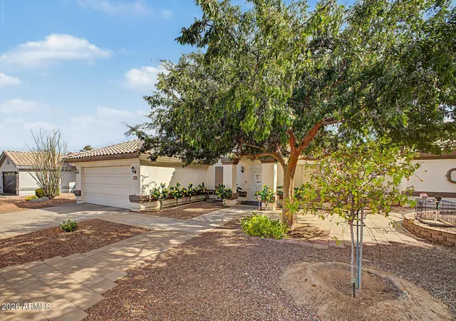 Photo 3 of Single family home for sale at 4625 E Lavender Ln, Phoenix, AZ 85044 | MLS# 7047271 | Listing updated on 2026-10-03
