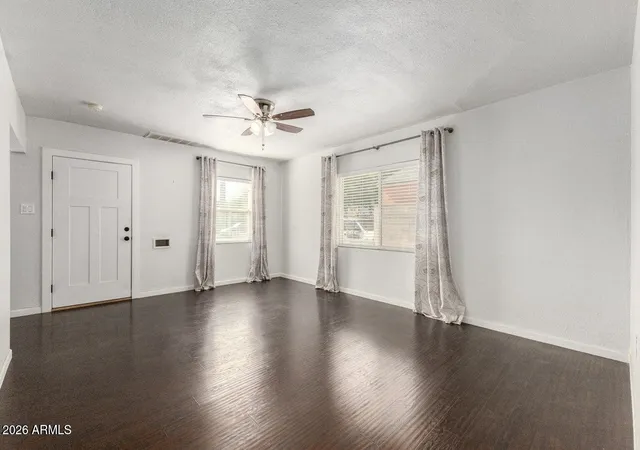 Photo 3 of Single family home for sale at 1614 W Lynwood St, Phoenix, AZ 85007 | MLS# 7046880 | Listing updated on 2026-09-17