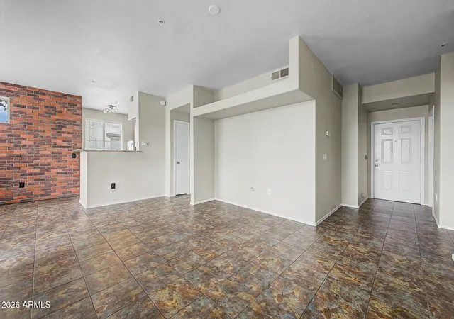 3rd image of 3302 N 7Th St #163, Phoenix, AZ 85014 | MLS# 7047024