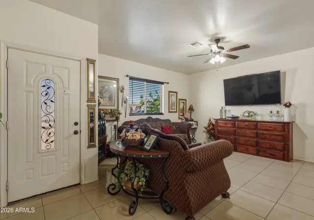 3rd image of 206 W Rio Vista Ln, Avondale, AZ 85323 | MLS# 7046970