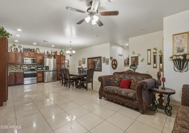 4th image of 206 W Rio Vista Ln, Avondale, AZ 85323 | MLS# 7046970