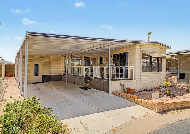 Photo 4 of Manufactured home for sale at 111 S Greenfield Rd #87, Mesa, AZ 85206 | MLS# 7047170 | Listing updated on 2026-08-11