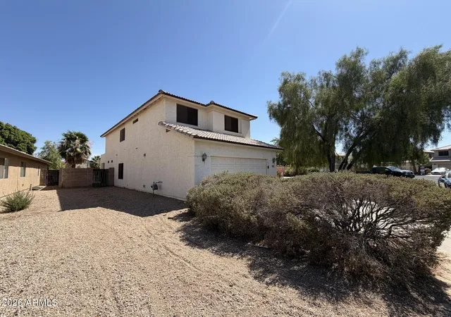 3rd image of 10807 W Monte Vista Rd, Avondale, AZ 85392 | MLS# 7047162