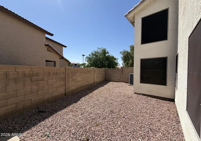 4th image of 10807 W Monte Vista Rd, Avondale, AZ 85392 | MLS# 7047162