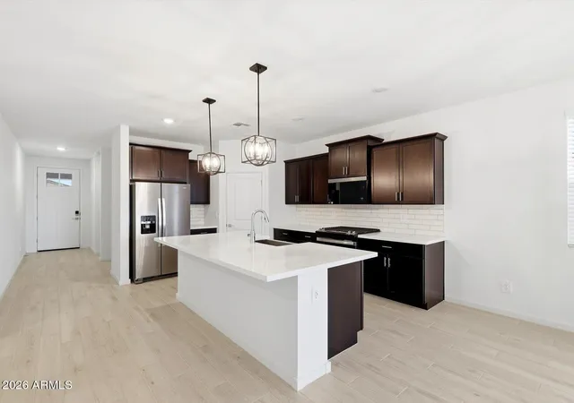 5th image of 15788 W Cottontail Ln, Surprise, AZ 85387 | MLS# 7046956