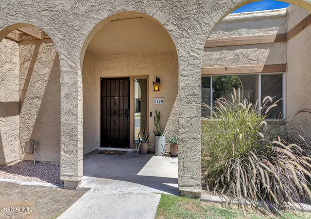 4th image of 2170 E Minton Dr, Tempe, AZ 85282 | MLS# 7051582