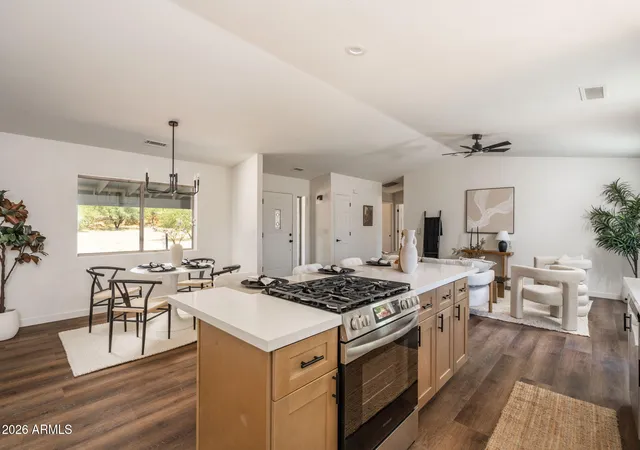 Photo 4 of Single family home for sale at 10375 E Oak Crk Valley Dr, Cornville, AZ 86325 | MLS# 7047922 | Listing updated on 2026-08-04