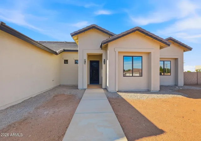 Homes for sale in Sierra Vista, AZ | 2367 Isla Bonita Dr, Sierra Vista, AZ 85650 | MLS# 7050430