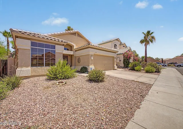 Photo 3 of Single family home for sale at 1348 E Libby St, Phoenix, AZ 85022 | MLS# 7048138 | Listing updated on 2026-07-27