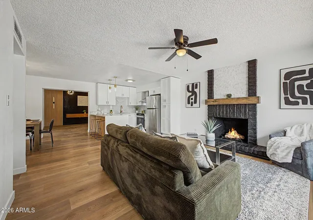 Photo 3 of Single family home for sale at 2577 E Sweetwater Ave, Phoenix, AZ 85032 | MLS# 7047392 | Listing updated on 2026-09-01