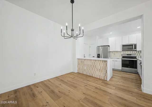 3rd image of 706 E Las Colinas Pl, Chandler, AZ 85249 | MLS# 7049678