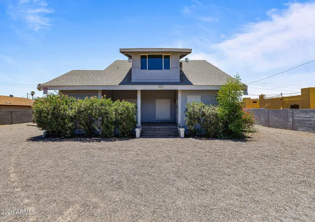 Photo 3 of Townhouse for sale at 2021 W Washington St, Phoenix, AZ 85009 | MLS# 7048471 | Listing updated on 2026-09-04