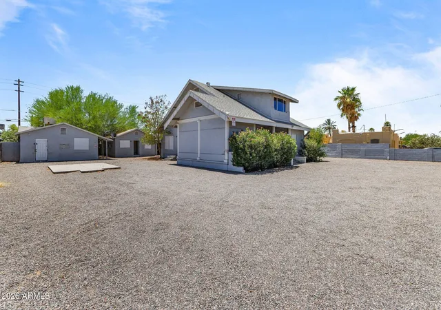 Photo 4 of Townhouse for sale at 2021 W Washington St, Phoenix, AZ 85009 | MLS# 7048471 | Listing updated on 2026-09-04